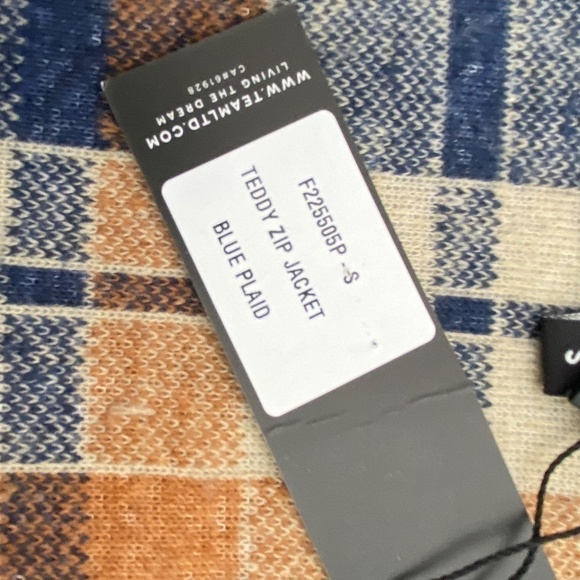 NWT Team Ltd. ladies blue plaid teddy zip jacket size small (fits more like a M) - Picture 11 of 13